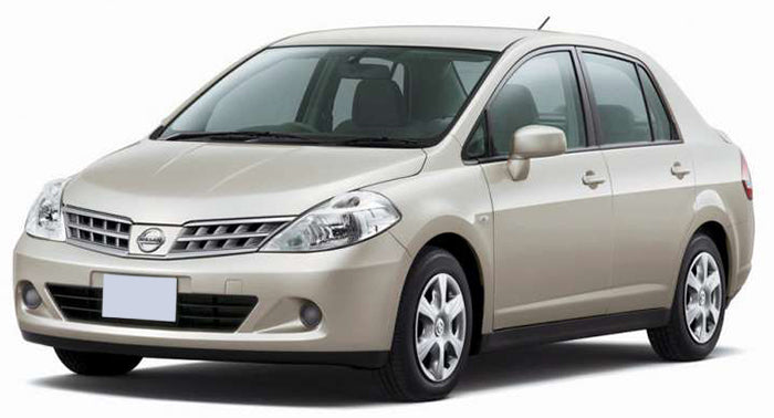 Nissan Tiida Sedan 2006-2013
