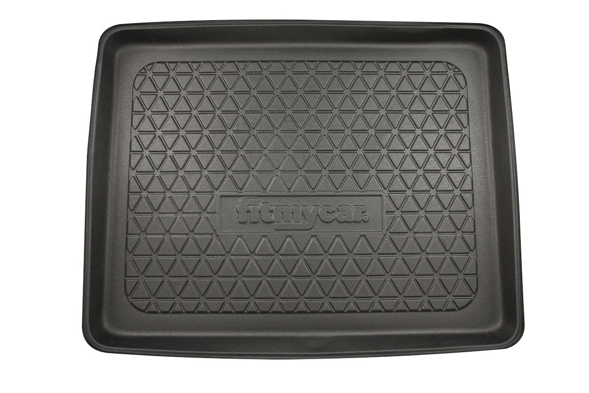 x. Universal Cargo Liner Medium